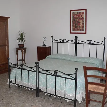Casa Nicolaus Bed & Breakfast Cursi